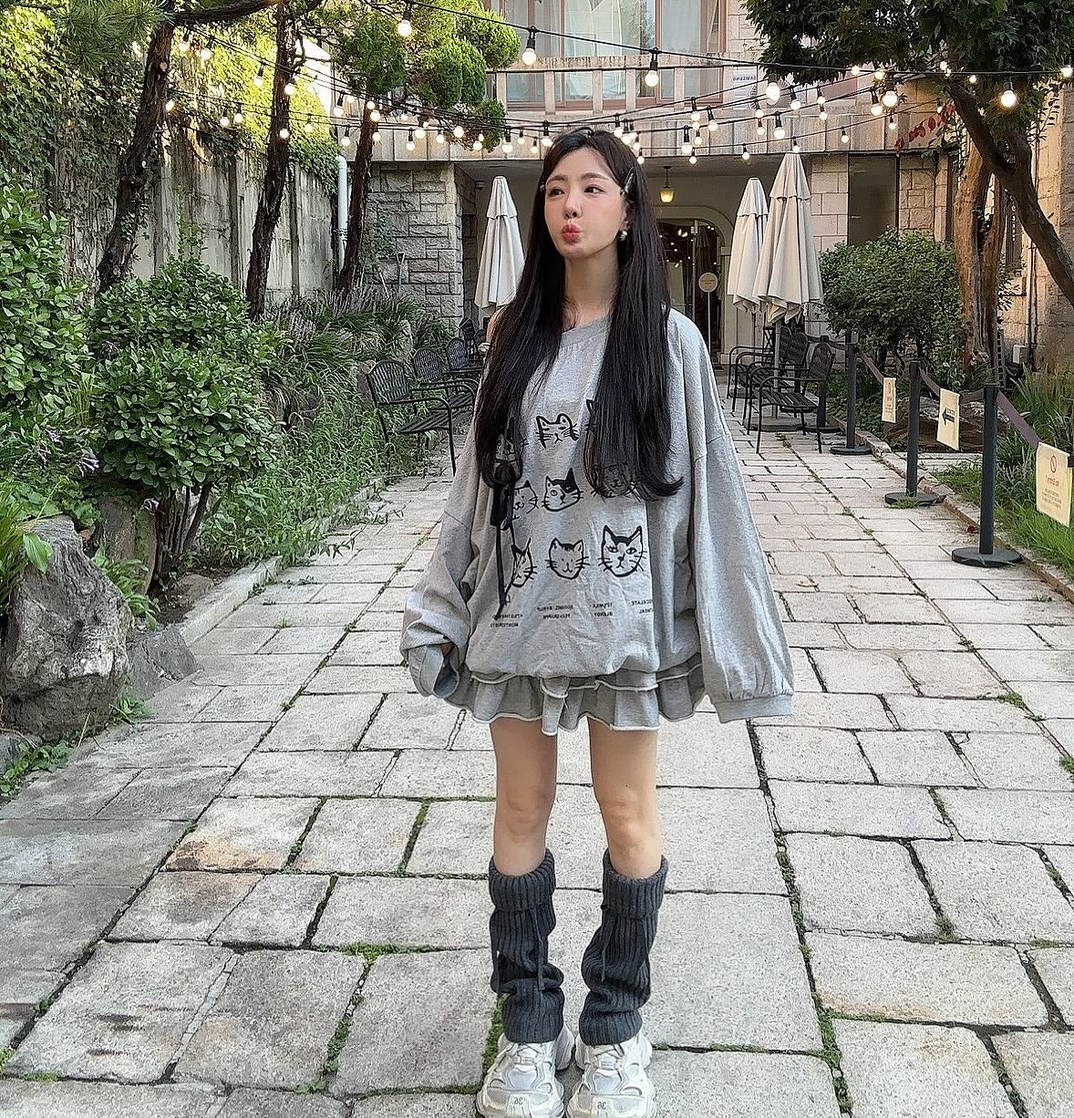 s001t 甜美貓咪百褶短裙套裝﻿